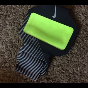 Nike E2 Prime performance armband