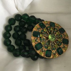 Glamorous jade bracelet