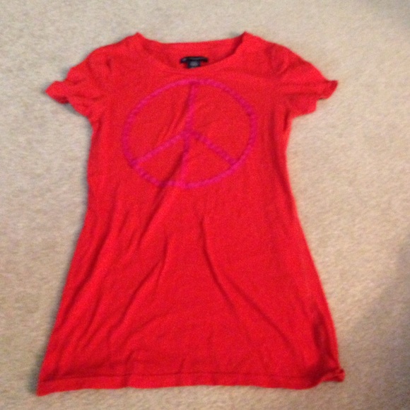 American Eagle peace sign orange t-shirt size S/P