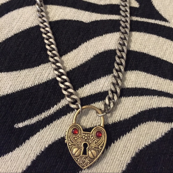 Jewelmint Necklace 🌻🌹🌷