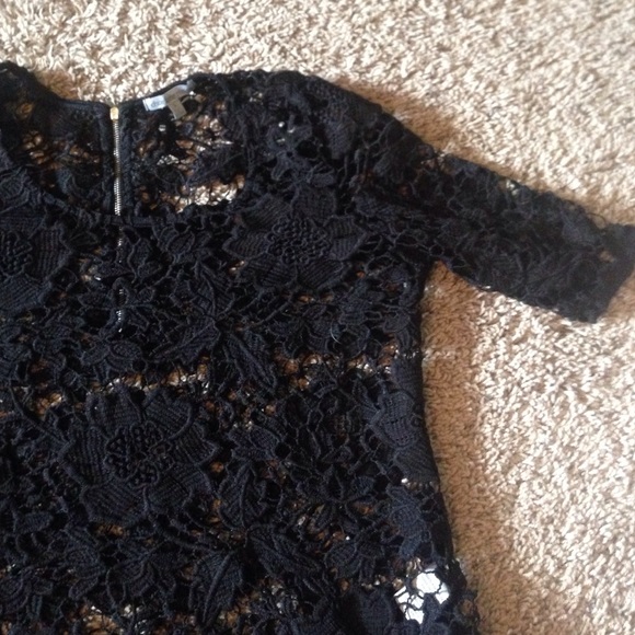 SOLD Black crochet shirt with zipper in the back