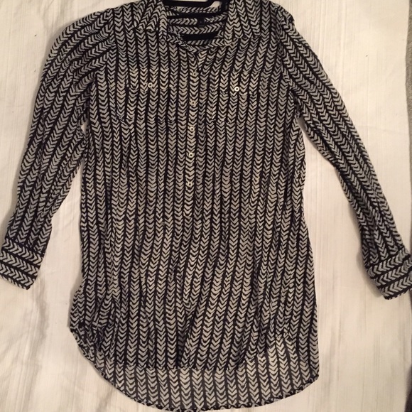 🎀 J. CREW 🎀 long sleeve