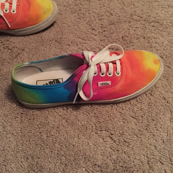 Tie dye vans - Picture 2 of 3