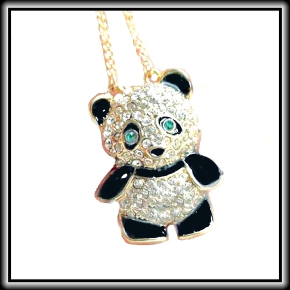 CRYSTAL PANDA BEAR NECKLACE 🎉HPx2🎉 - Picture 2 of 6
