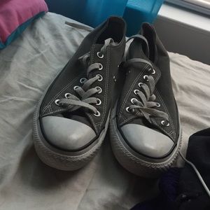 grey converse