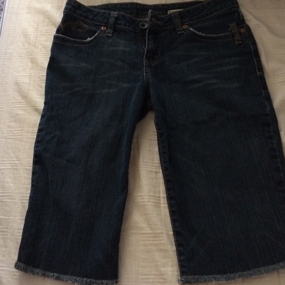 Jean Capri pants volcom size three
