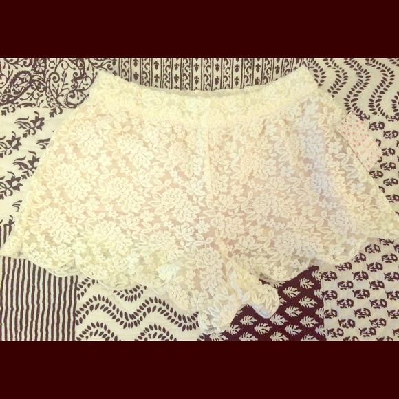 NWT Free People Lace Shorts