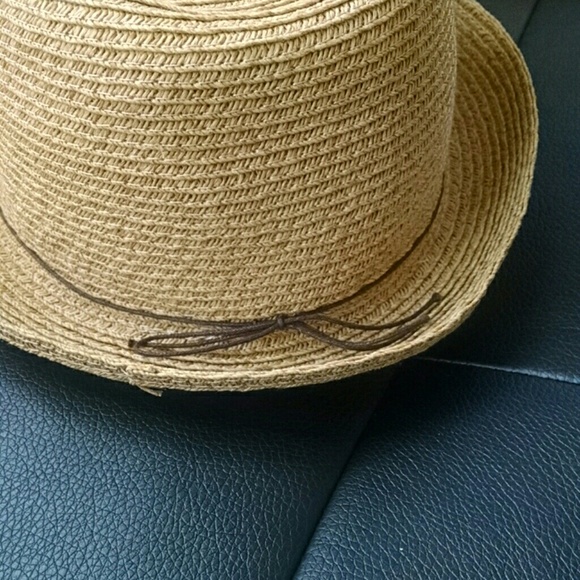 [BUNDLED] HPx2✨ BEACH hat - Picture 3 of 4