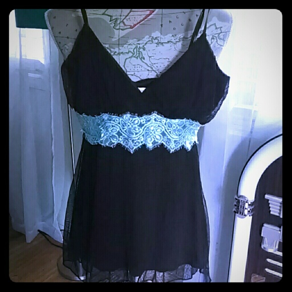 Beautiful cami made by Charlotte Russe small