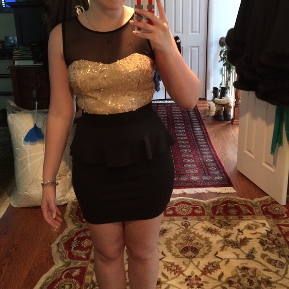 Little black dress with gold sequin