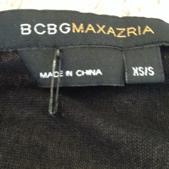 Flash Sale 🎉 BCBG MaxAzria Wrap - Picture 2 of 3