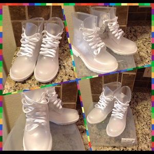 ☔️ White/Clear Rain Boots ☔️