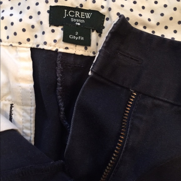 J Crew Bermuda Shorts in time for summer trips! - Picture 2 of 3