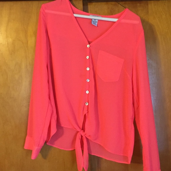 Pink sheer top from Deb - Picture 1 of 4