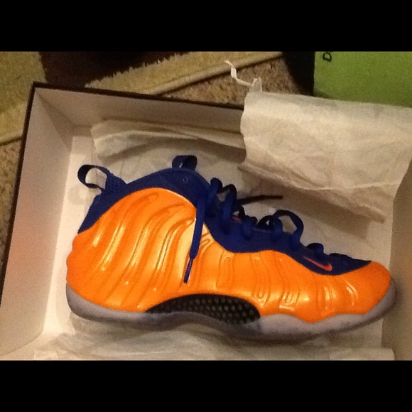 Foamposite Knicks - Picture 2 of 2