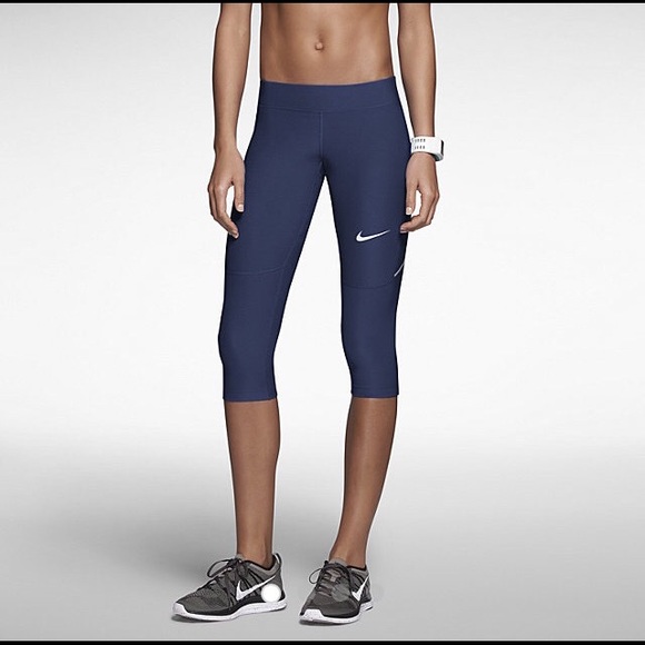 NWT Nike navy running capris