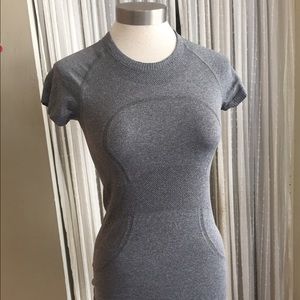 Lululemon Swiftly Tech