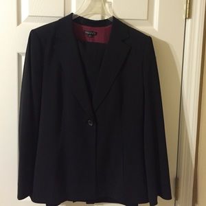 Tahari pant & skirt suit