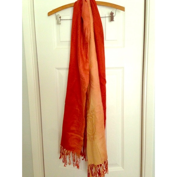 Ombré scarf