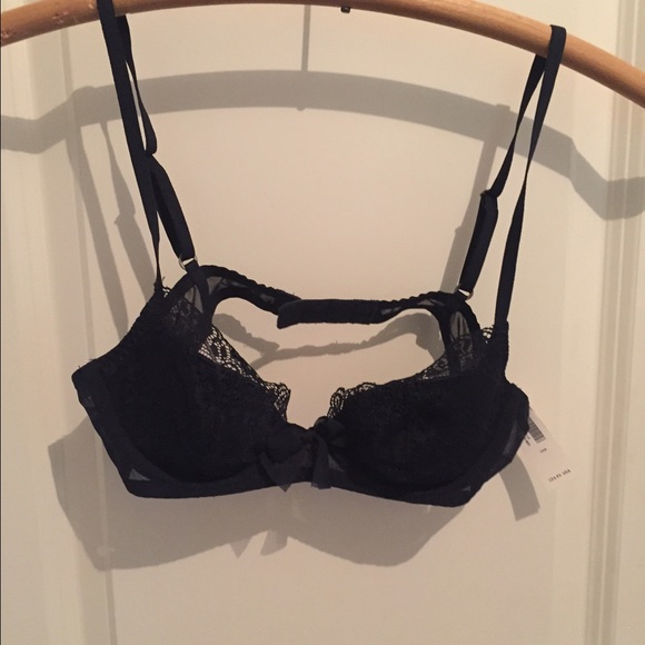 Gilly Hicks Bra