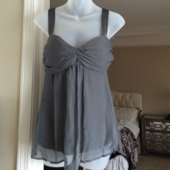 ☑️NWT☑️

🩶Pewter Gray Arden B Sleeveless Baby Doll Camisole /Top