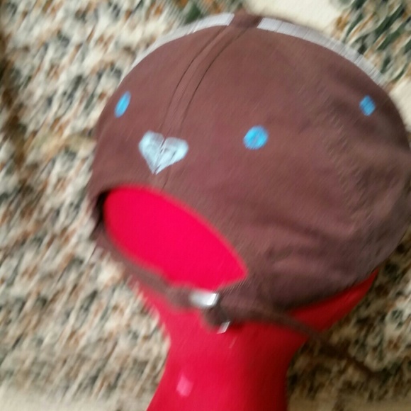 Roxy cap - Picture 3 of 4