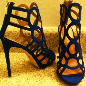 JUST FAB HEELS