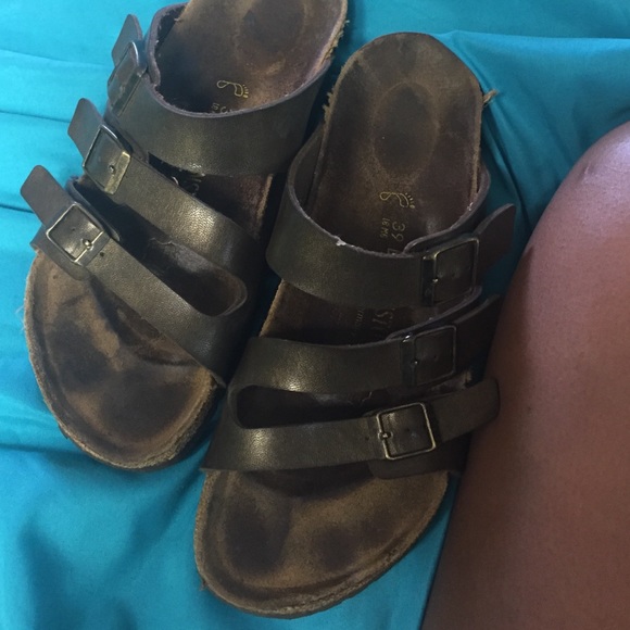 Sandals - Picture 3 of 3