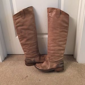 Tan Steve Madden boot