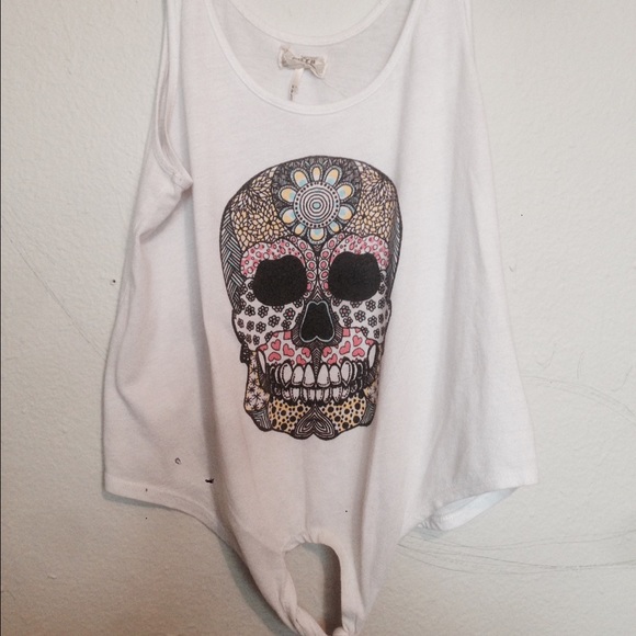 Pacsun skeleton tank