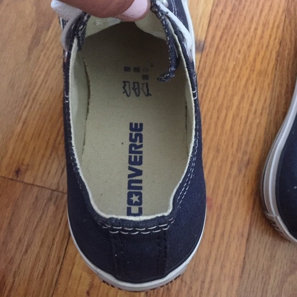 Converse - Picture 3 of 4