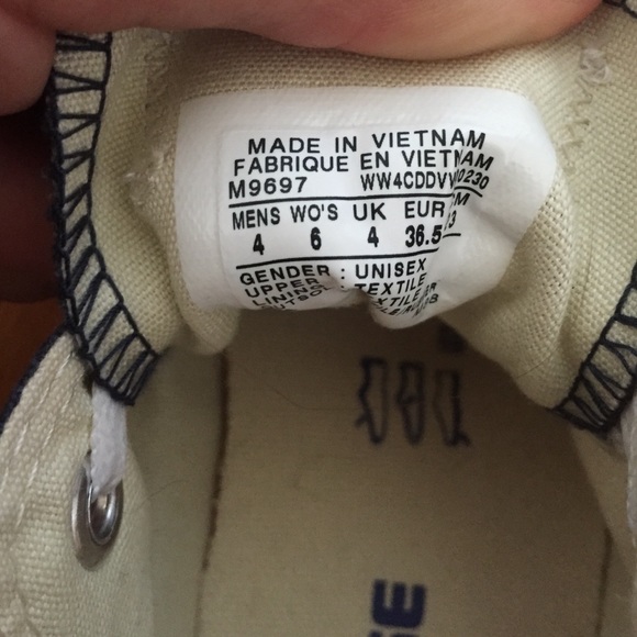 Converse - Picture 4 of 4