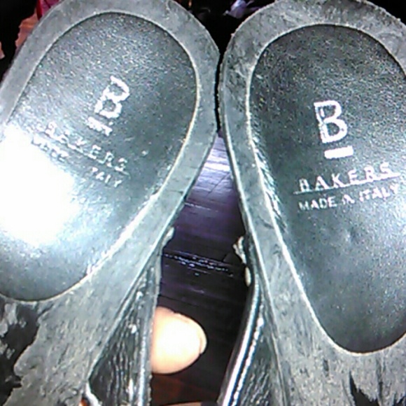 Bakers Leather Wedge Mule w Fur *Zebra* - Picture 4 of 4