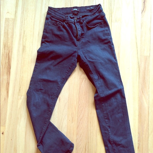 BDG High-waisted black jeans