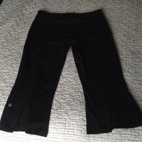 Lululemon Gather and Grow Crop