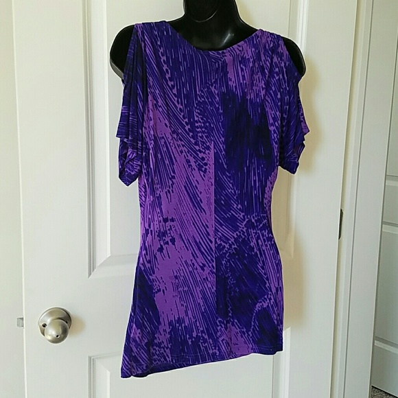 Calvin Klein open shoulder top! NWT ❤ - Picture 4 of 4