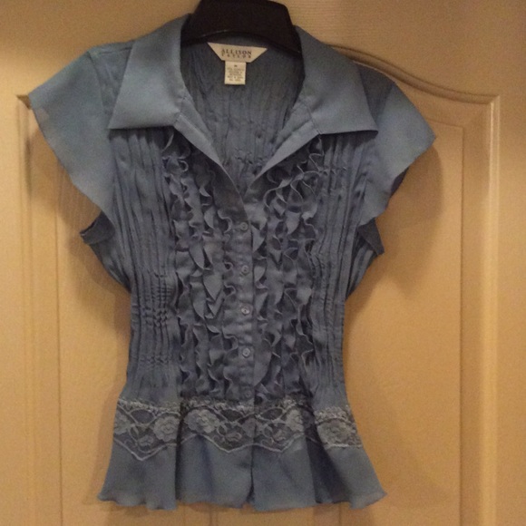 Really cute business professional blouse!