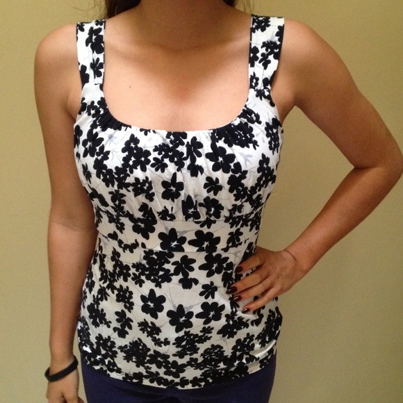 Black and white floral tank