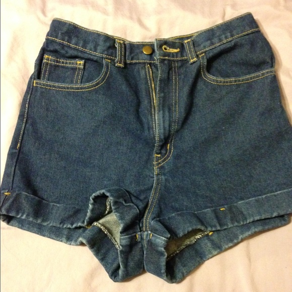 Size 29 American Apparel shorts