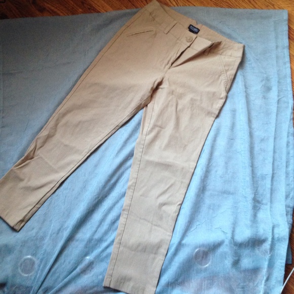 Like new stretch khaki pants - Picture 1 of 3