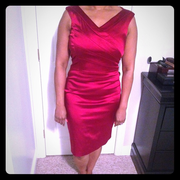 Fabulous form fitting cranberry cocktail dress
