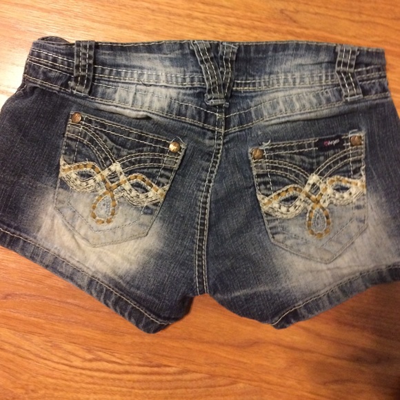 to small - Picture 2 of 2