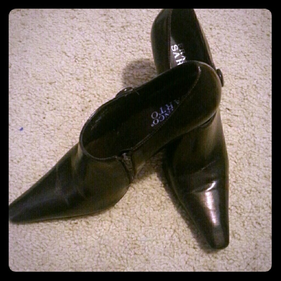 Metallic brown booties