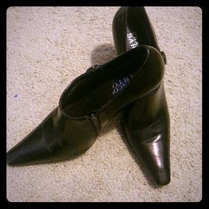 Metallic brown booties