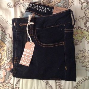 American Eagle Dark rinse crop jeggings