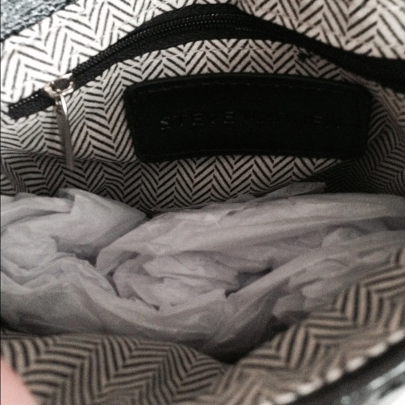 Sold - Picture 4 of 4