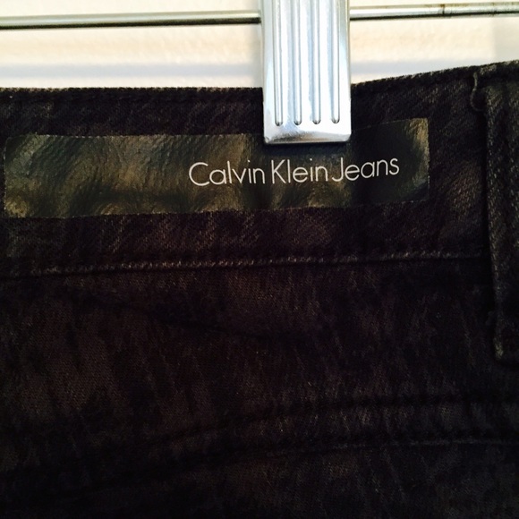 Calvin Klein Reversible Jeans - Picture 2 of 4