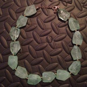 Chunky light green necklace