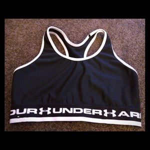Under armour sports bra size s