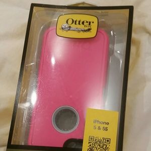 Otter box iPhone 5 or 5s